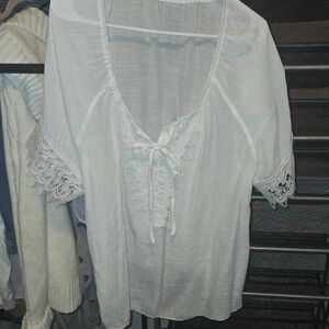 SHEIN White Lace Trim Short Sleeve Top